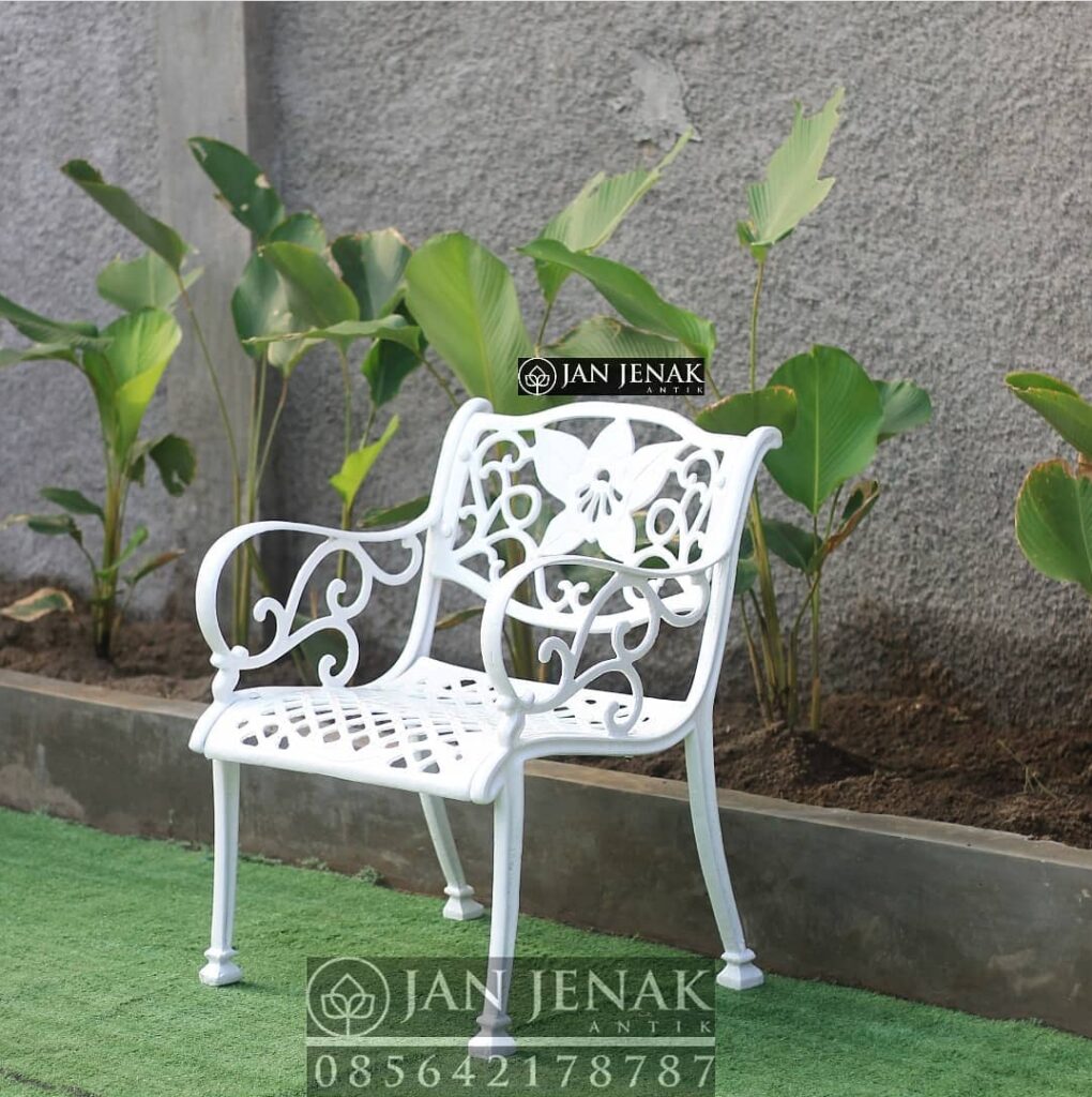 Kursi Taman Besi Antik JanJenak 0856-4217-8787 #kursitaman #kursitamanbesi #kursitamanantik