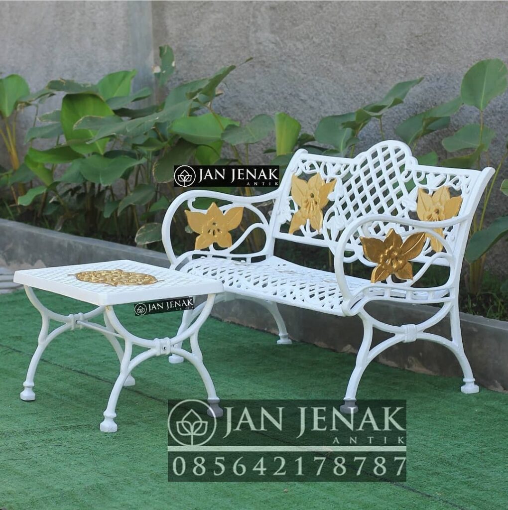 Kursi Taman Besi Antik JanJenak 0856-4217-8787 #kursitaman #kursitamanbesi #kursitamanantik