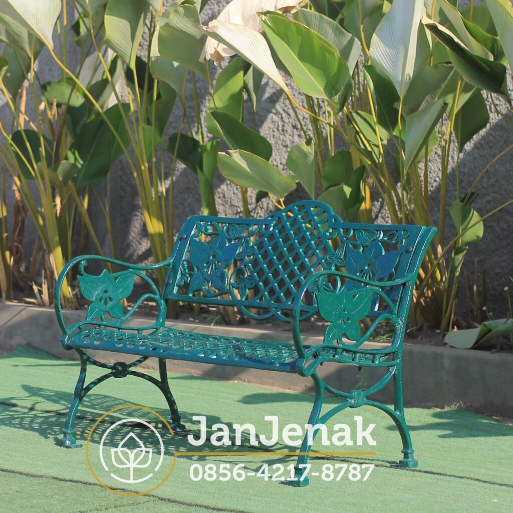 Kursi Taman Besi Antik JanJenak 0856-4217-8787 #kursitaman #kursitamanbesi #kursitamanantik