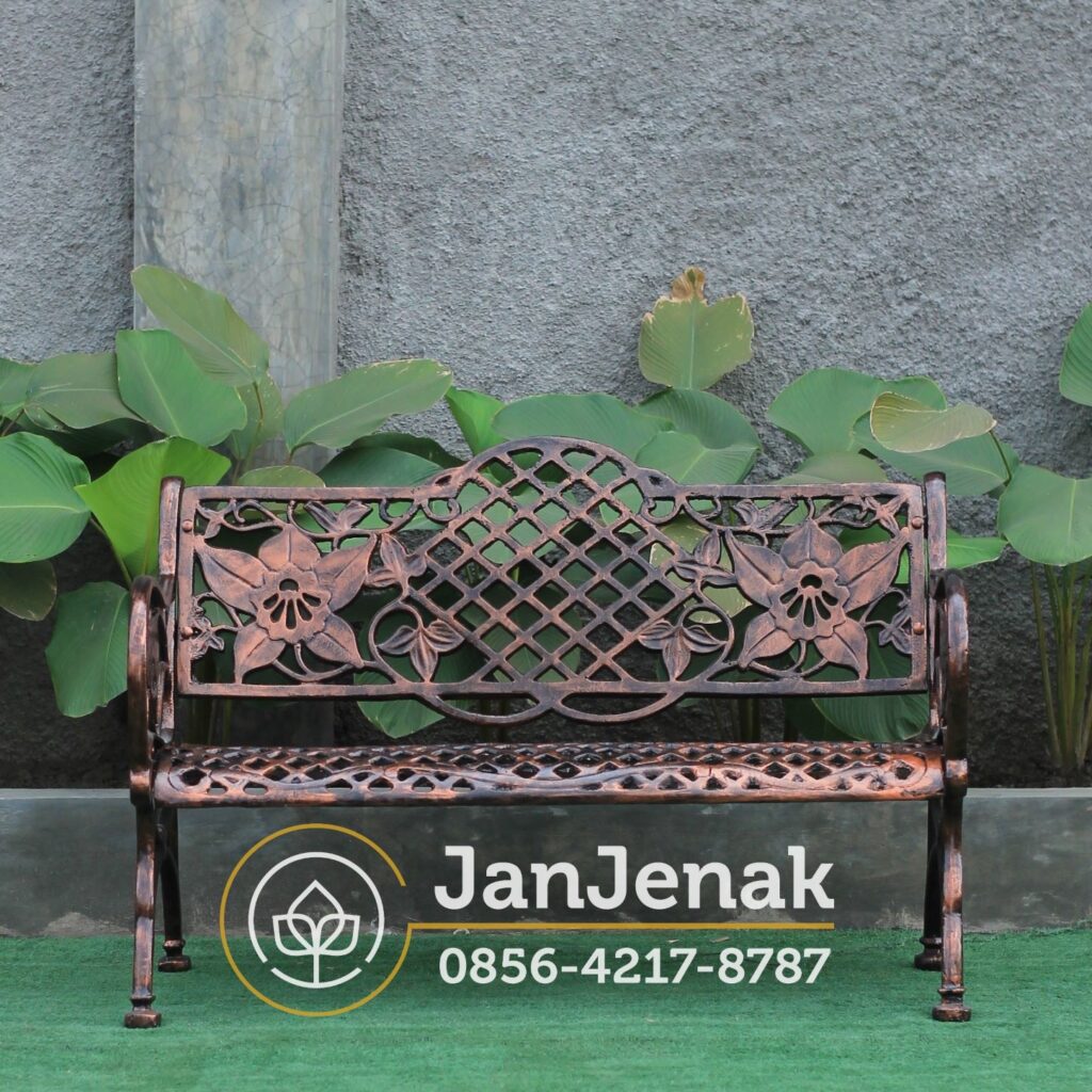 Kursi Taman Besi Antik JanJenak 0856-4217-8787 #kursitaman #kursitamanbesi #kursitamanantik