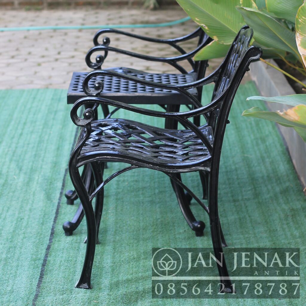 Kursi Taman Antik Besi 0856-4217-8787