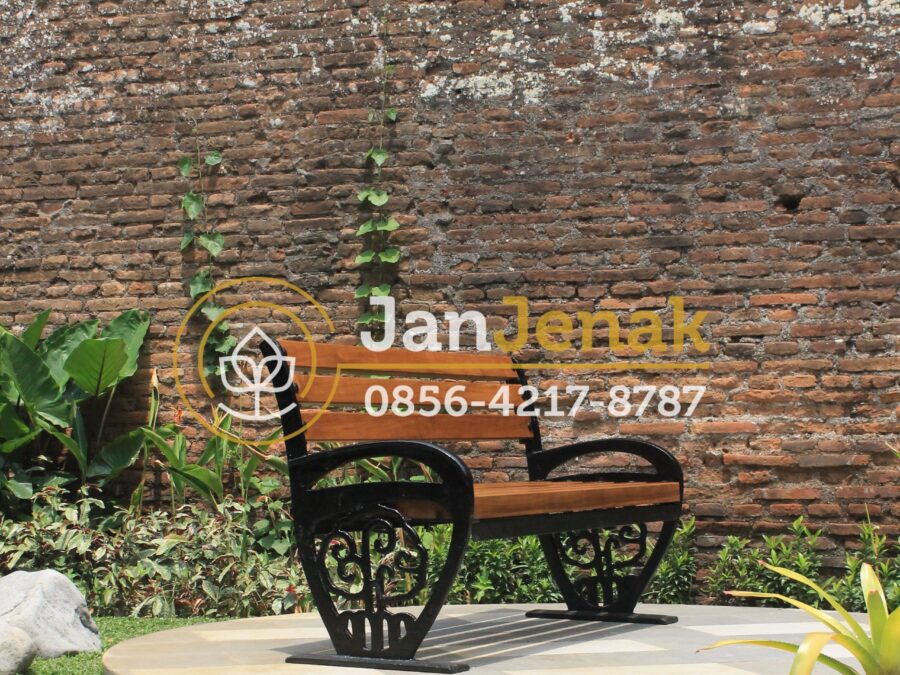 Kursi Taman Besi Antik JanJenak 0856-4217-8787