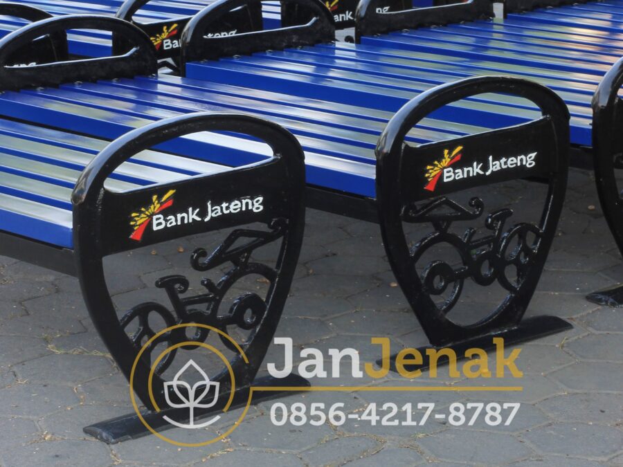 Kursi Taman Besi Malioboro Antik JanJenak 0856-4217-8787