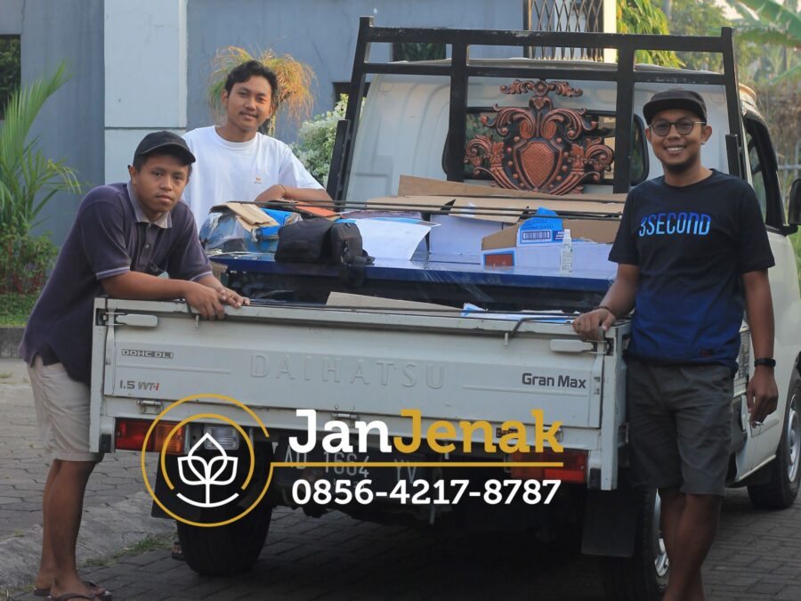 Kursi Taman Besi Malioboro Antik JanJenak 0856-4217-8787