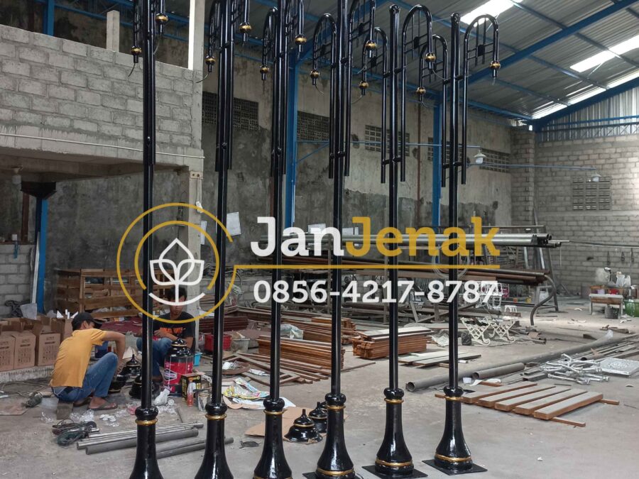 lampu taman antik PJU jan jenak 0856-4217-8787