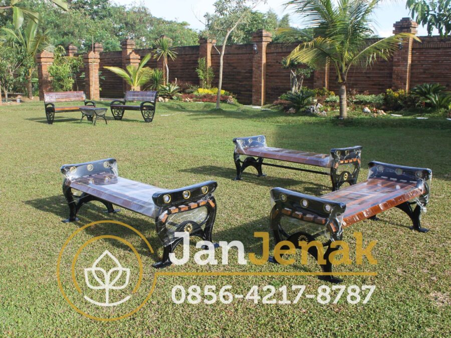 Kursi Taman Besi Antik JanJenak 0856-4217-8787 #kursitaman #kursitamanbesi #kursitamanantik