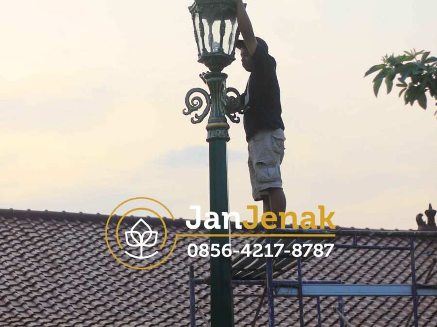 lampu taman antik PJU jan jenak 0856-4217-8787 #lampuantik #lamputaman #lampupju #lamputamanantik #lampumalioboro