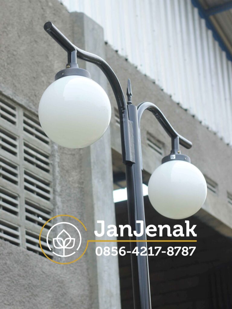 lampu taman antik PJU jan jenak 0856-4217-8787 #lampuantik #lamputaman #lampupju #lamputamanantik #lampumalioboro