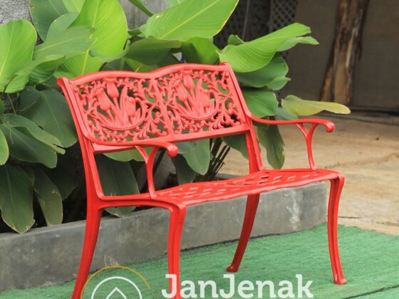 Kursi Taman Besi Cor Antik JanJenak 0856-4217-8787 #kursitaman #kursitamanbesi #kursitamanantik #bangkutaman